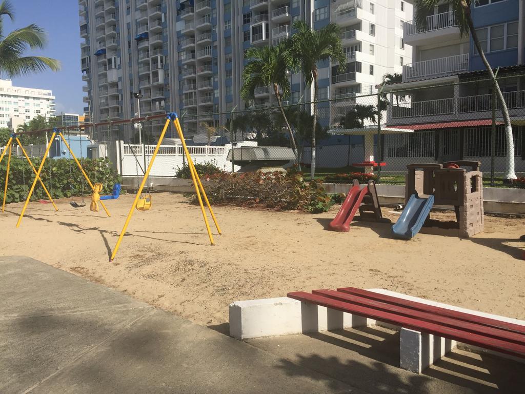 Marbella Del Caribe Beachfront San Juan Exterior foto